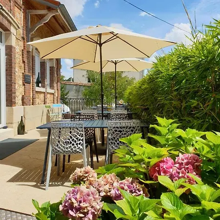 Domaine Du Vendangeoir - Les Pensjonat 3*